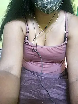 Snapshot of tamil_kanaka chatting on 03/18/26, 03:59 tamil kanaka online show from 03/18/26, 03:59