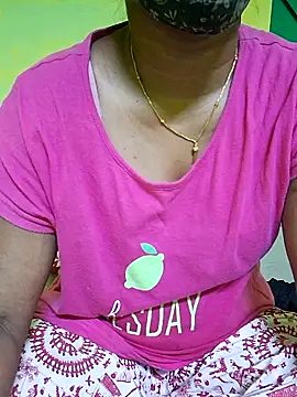 Snapshot of tamil_kanaka chatting on 04/09/26, 02:11 tamil kanaka online show from 04/09/26, 02:11