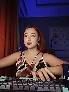 LolaMint  online show from 11/28/25, 01:36