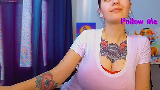 Snapshot of Ann_mikela chatting on 03/15/26, 12:33 Ann mikela online show from 03/15/26, 12:33