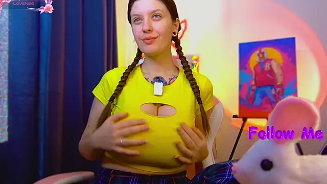 Snapshot of Ann_mikela chatting on 04/01/26, 01:41 Ann mikela online show from 04/01/26, 01:41