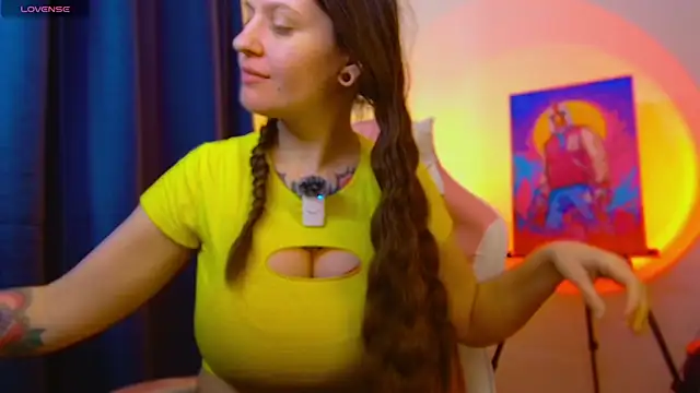 Snapshot of Ann_mikela chatting on 04/06/26, 10:27 Ann mikela online show from 04/06/26, 10:27