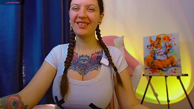 Snapshot of Ann_mikela chatting on 04/14/26, 11:16 Ann mikela online show from 04/14/26, 11:16