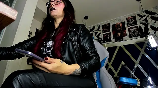 Evangelinejoness  online show from 02/02/26, 11:42