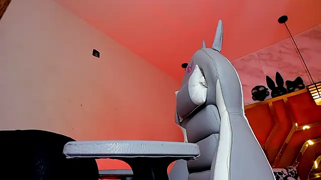 Evangelinejoness  online show from 03/06/26, 11:50