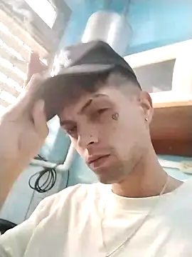 Laikerxxx online show from 10/19/25, 04:29