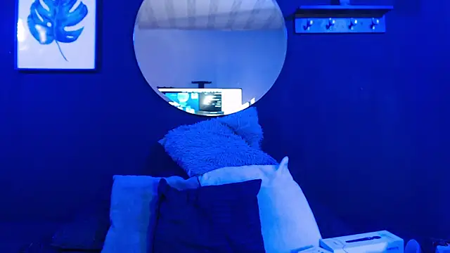 TamaraaRoss  online show from 10/20/25, 07:14