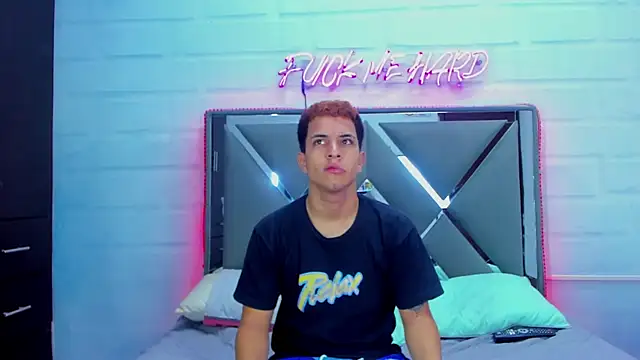 Innocent Room1 online show from 10/26/25, 06:58