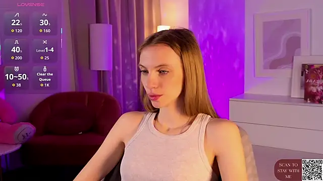 Snapshot of mia_silkk chatting on 04/09/26, 06:30 mia silkk online show from 04/09/26, 06:30