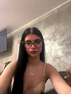 MissHerra2 online show from 11/25/25, 11:43