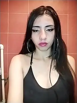 Snapshot of Miha_sophia chatting on 10/12/25, 05:50 Miha sophia online show from 10/12/25, 05:50