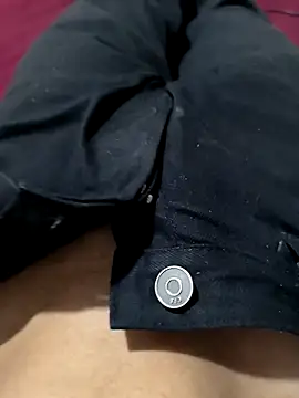 Snapshot of BoyBoy_HKG chatting on 10/11/25, 04:38 BoyBoy HKG online show from 10/11/25, 04:38