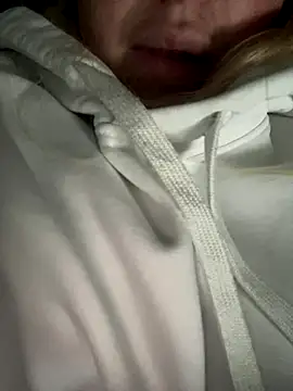 Loredanaa a online show from 11/19/25, 02:39