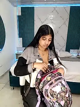 Briseida-White online show from 10/18/25, 11:55