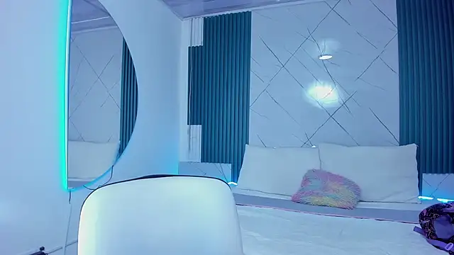 Briseida-White online show from 11/28/25, 11:46