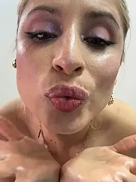 Adeline 1 online show from 02/03/26, 02:53