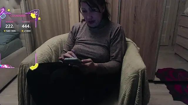 Ambika beauty online show from 10/16/25, 01:39