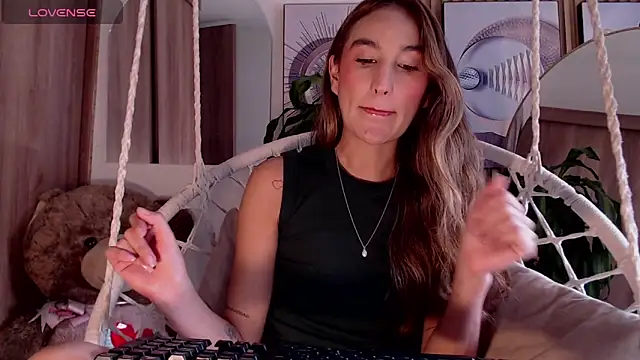 Snapshot of Lya_montoya chatting on 11/10/25, 07:24 Lya montoya online show from 11/10/25, 07:24