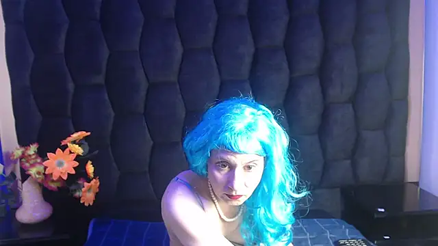 Kylie Bloom online show from 11/07/25, 08:42