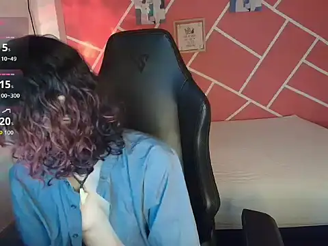 Snapshot of sweety_dreambaby chatting on 10/15/25, 08:31 sweety dreambaby online show from 10/15/25, 08:31