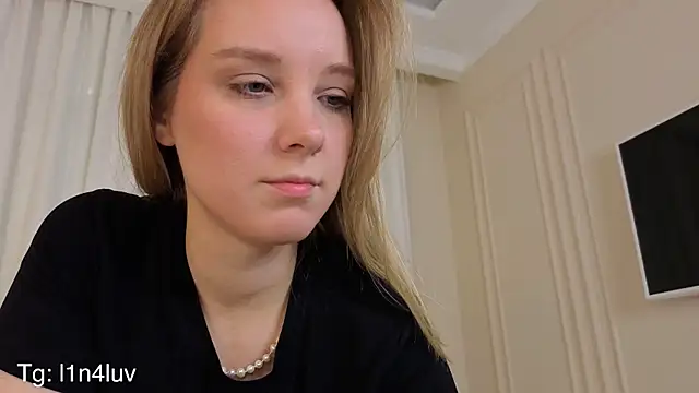 Snapshot of AIicaparkerc chatting on 11/16/25, 09:31 AIicaparkerc online show from 11/16/25, 09:31