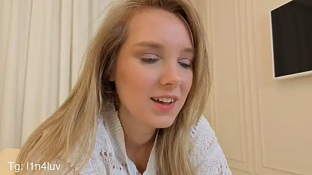 Snapshot of AIicaparkerc chatting on 11/27/25, 09:17 AIicaparkerc online show from 11/27/25, 09:17