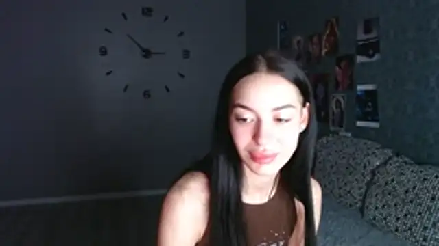 Snapshot of Daphne_Darkthorn chatting on 10/25/25, 11:54 Daphne Darkthorn online show from 10/25/25, 11:54