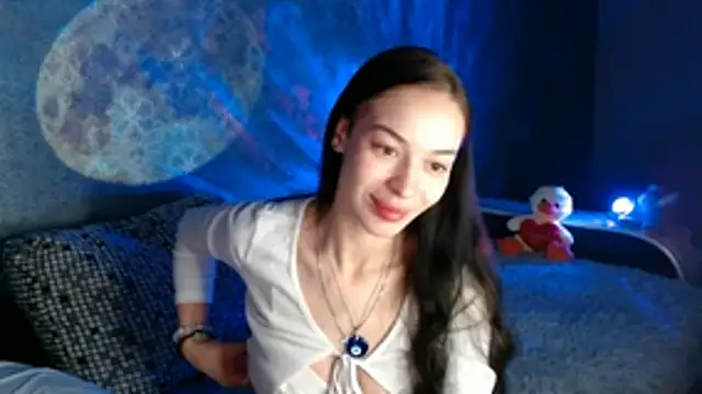 Snapshot of Daphne_Darkthorn chatting on 11/13/25, 12:09 Daphne Darkthorn online show from 11/13/25, 12:09