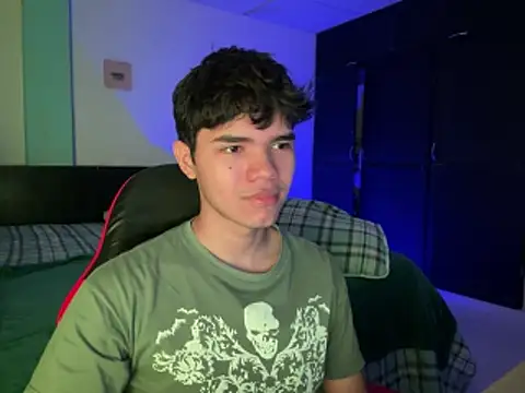 Im Camii online show from 04/16/26, 04:52