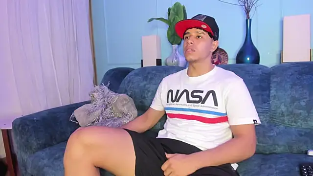 Adrian Volt online show from 12/14/25, 03:12