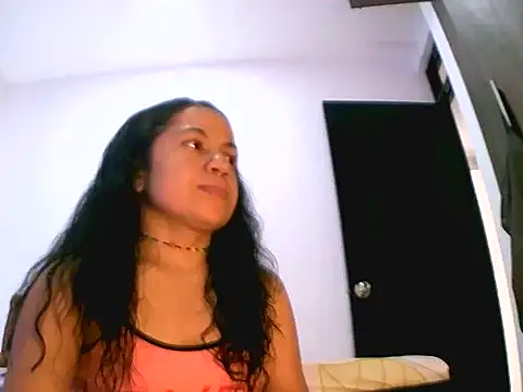 chiarafus0 online show from 11/02/25, 07:05