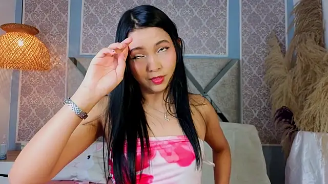 Snapshot of danna_peters chatting on 04/16/26, 07:58 danna peters online show from 04/16/26, 07:58