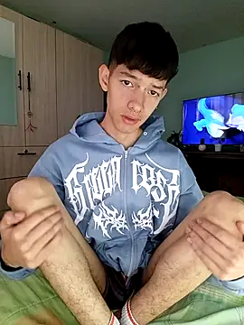 heyy noah11 online show from 12/04/25, 08:50