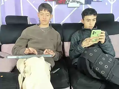 heyy noah11 online show from 04/11/26, 01:37