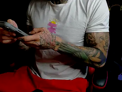 Molotov Explosive online show from 02/24/26, 12:08