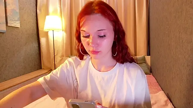 Snapshot of MargoViento chatting on 06/10/26, 08:19 MargoViento online show from 06/10/26, 08:19