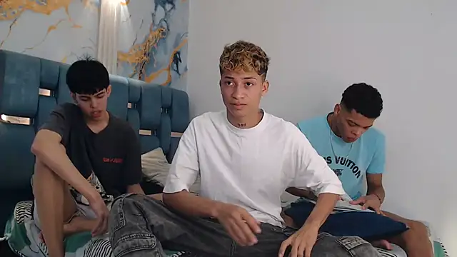 EMPIRE BOYS1 online show from 03/18/26, 07:28