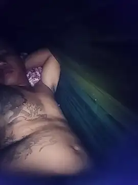 Dothanhthuan555 online show from 10/20/25, 01:22