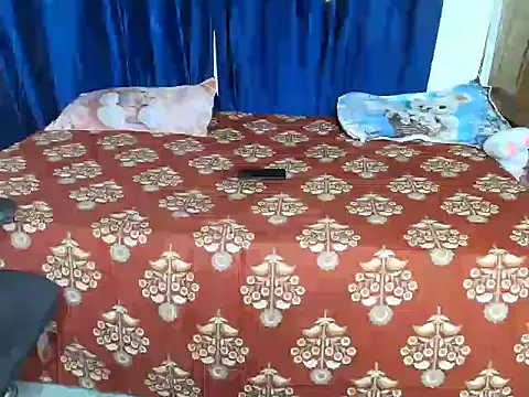 Snapshot of hii_tanisha chatting on 04/07/26, 01:17 hii tanisha online show from 04/07/26, 01:17