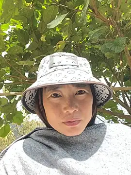 Maymay   online show from 10/11/25, 07:18