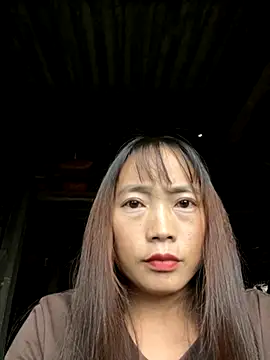 Maymay   online show from 10/16/25, 09:54