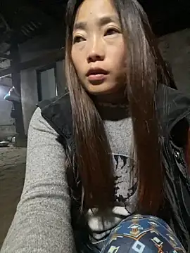 Maymay   online show from 11/20/25, 01:00