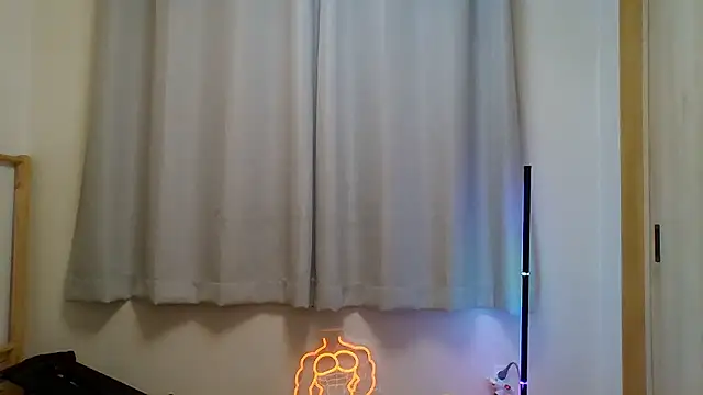 Snapshot of redcap1111 chatting on 10/15/25, 02:28 redcap1111 online show from 10/15/25, 02:28