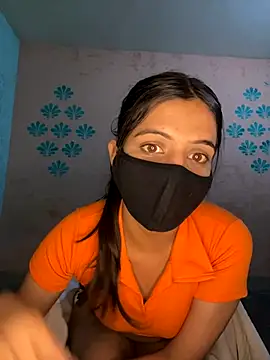 deepikaa aroraa online show from 11/05/25, 03:34