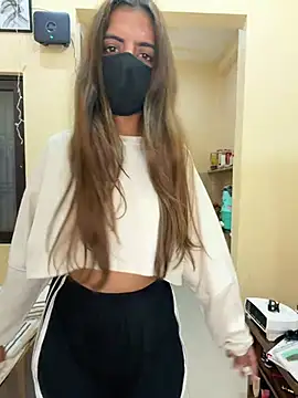 deepikaa aroraa online show from 02/17/26, 03:19