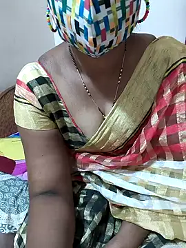 Snapshot of Best_Kannada_Couple chatting on 02/05/26, 05:56 Best Kannada Couple online show from 02/05/26, 05:56