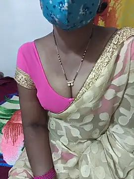 Snapshot of Best_Kannada_Couple chatting on 04/05/26, 05:43 Best Kannada Couple online show from 04/05/26, 05:43