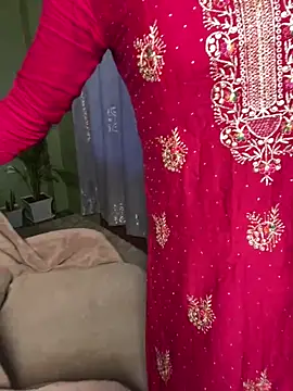 Snapshot of sanskari_girl chatting on 06/16/26, 02:36 sanskari girl online show from 06/16/26, 02:36