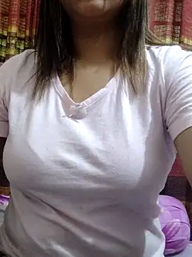 Snapshot of Tanha18 chatting on 02/07/26, 12:58 Tanha18 online show from 02/07/26, 12:58