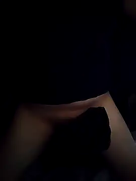 Snapshot of axel-spr chatting on 10/13/25, 06:13 axel-spr online show from 10/13/25, 06:13